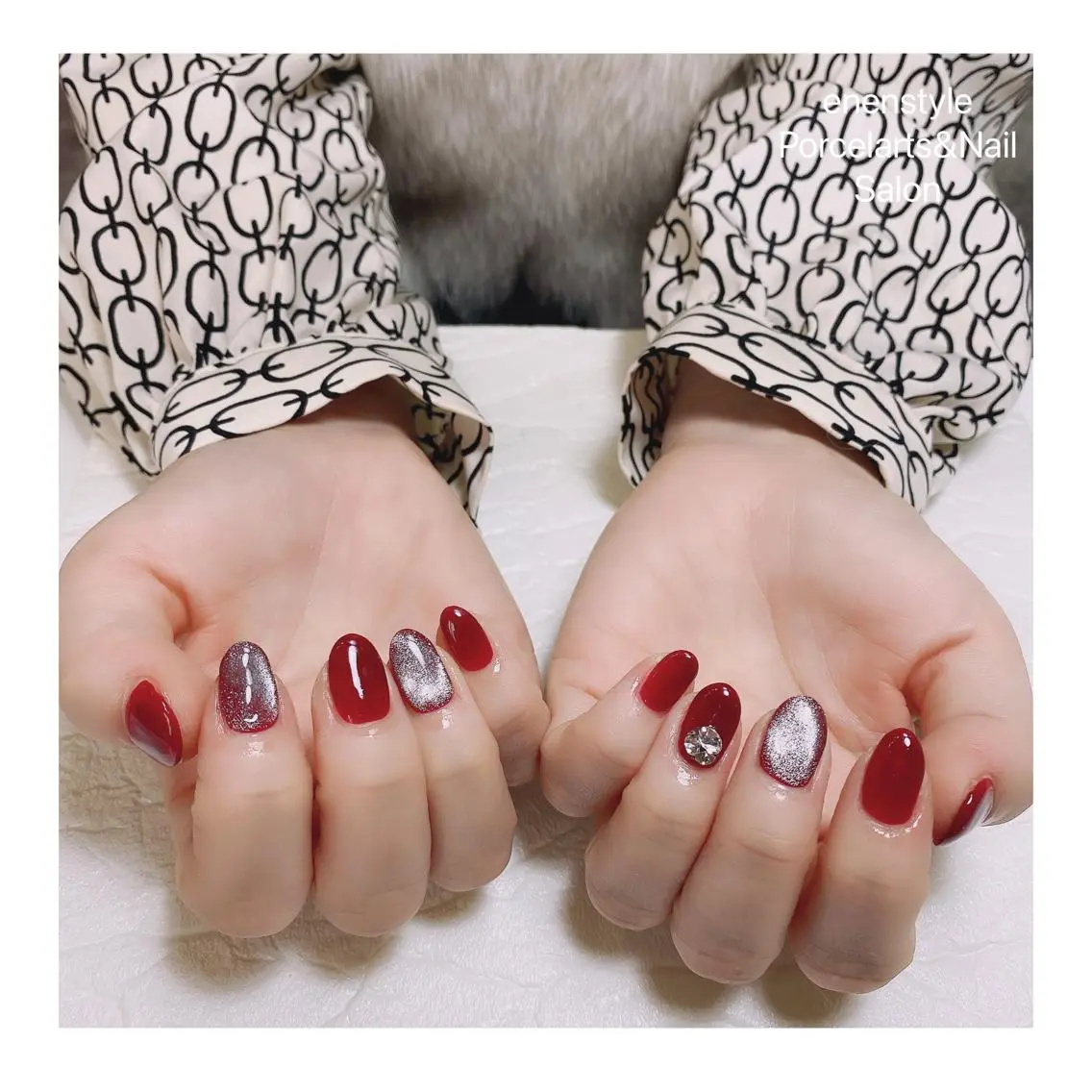 ミディアム ネイル ハンドネイル 🐾enen style 🐾のネイルデザイン