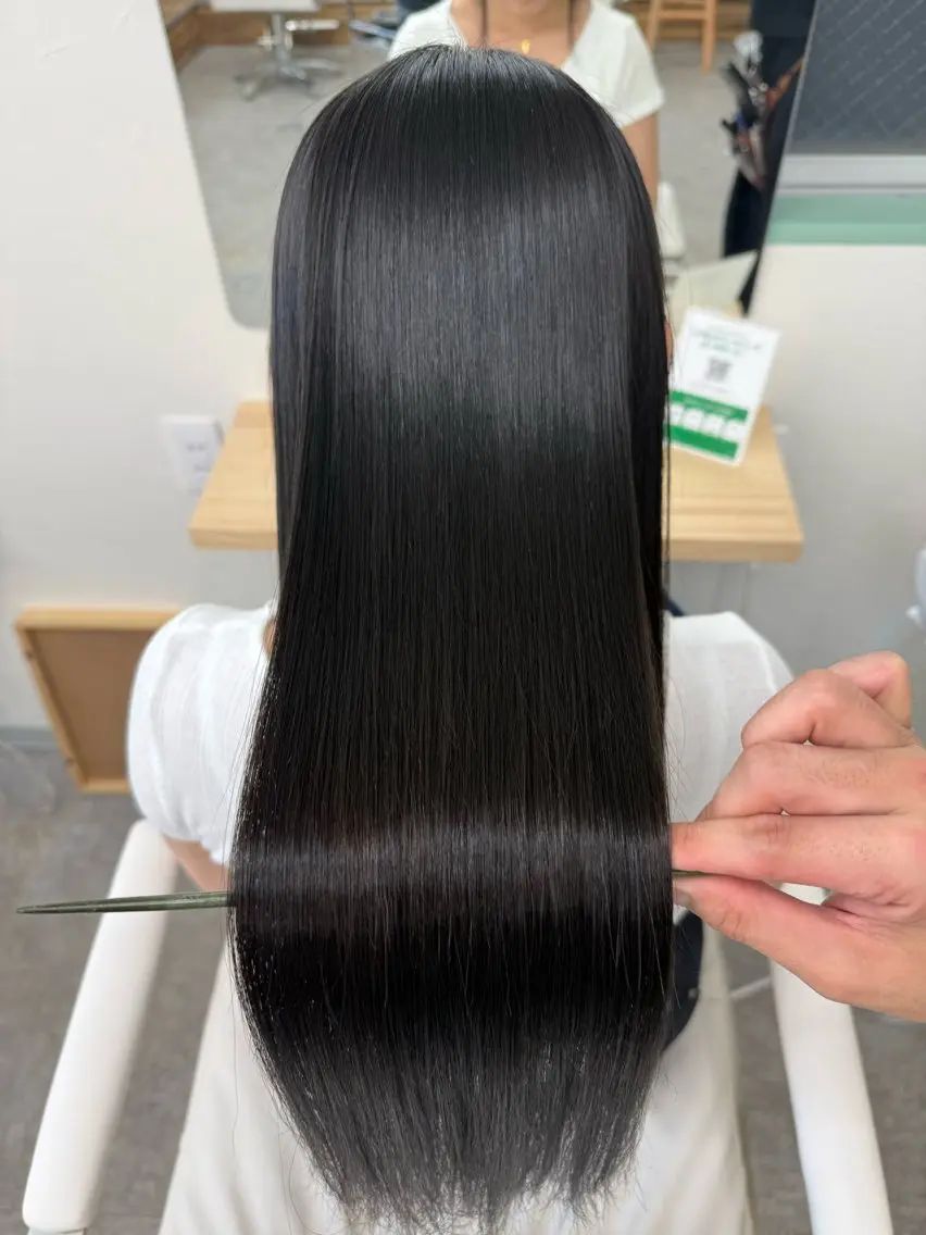 髪質改善縮毛矯正+cutの写真