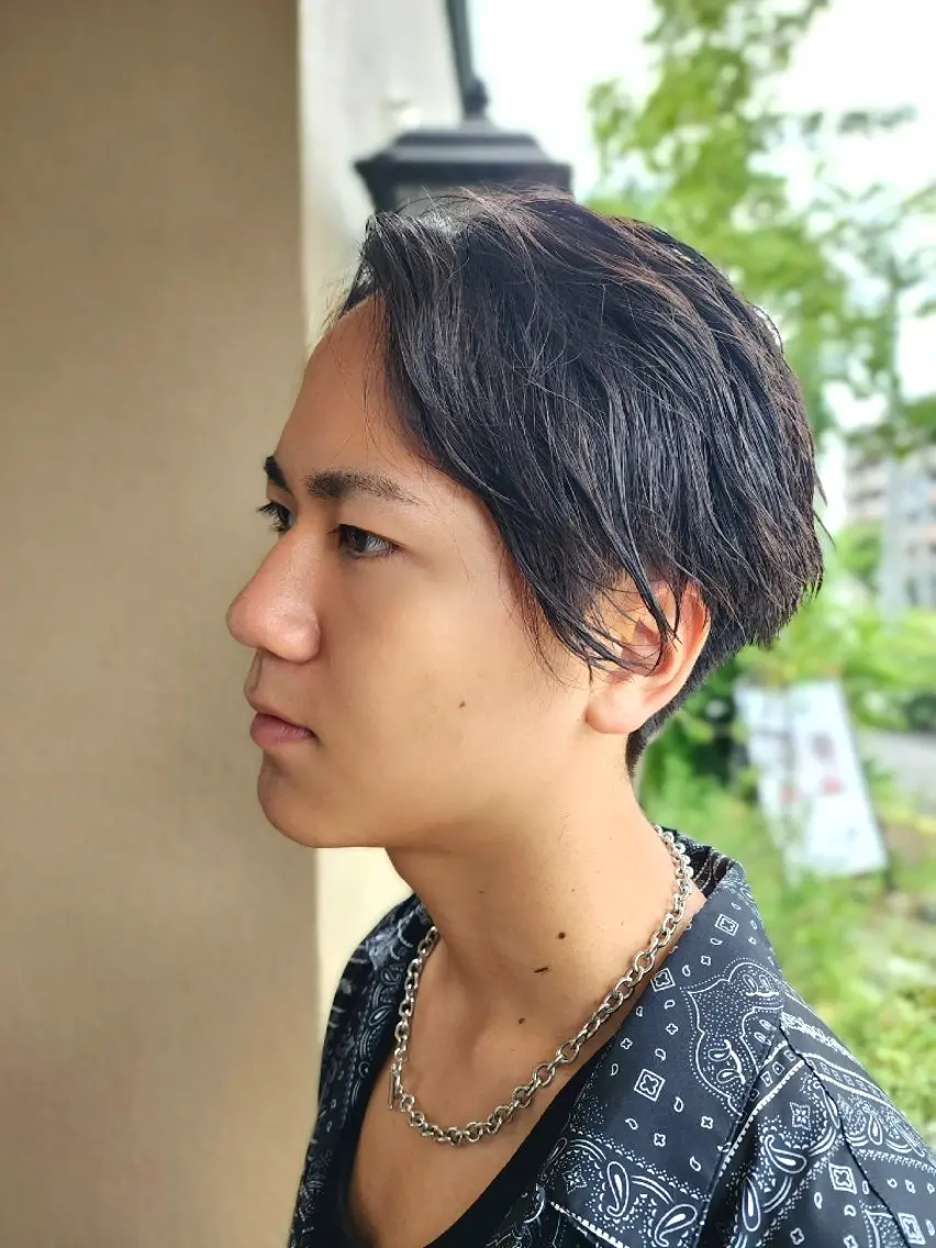 ミディアム メンズ パーマ ミディアムパーマ センターパート メンズパーマ 柏 康孝のヘアスタイル