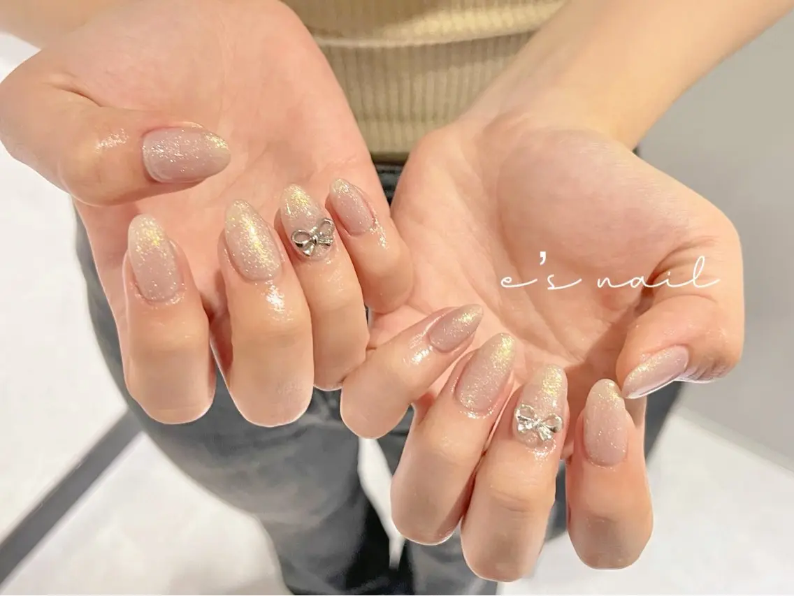 ネイル e’s nail Lumièreのネイルデザイン