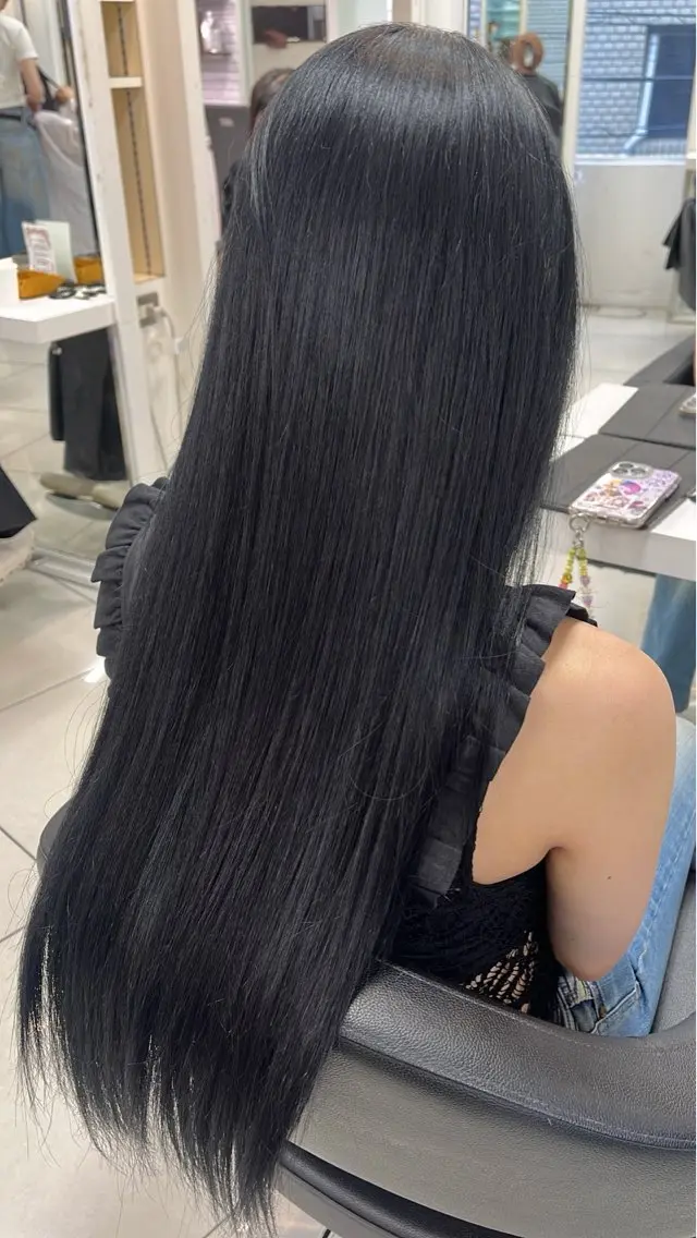 ロング カラー カット ヘアカラー トリートメント ヘッドスパ 【赤み消し透明感・ 育てる赤】リノ🪐のヘアスタイル