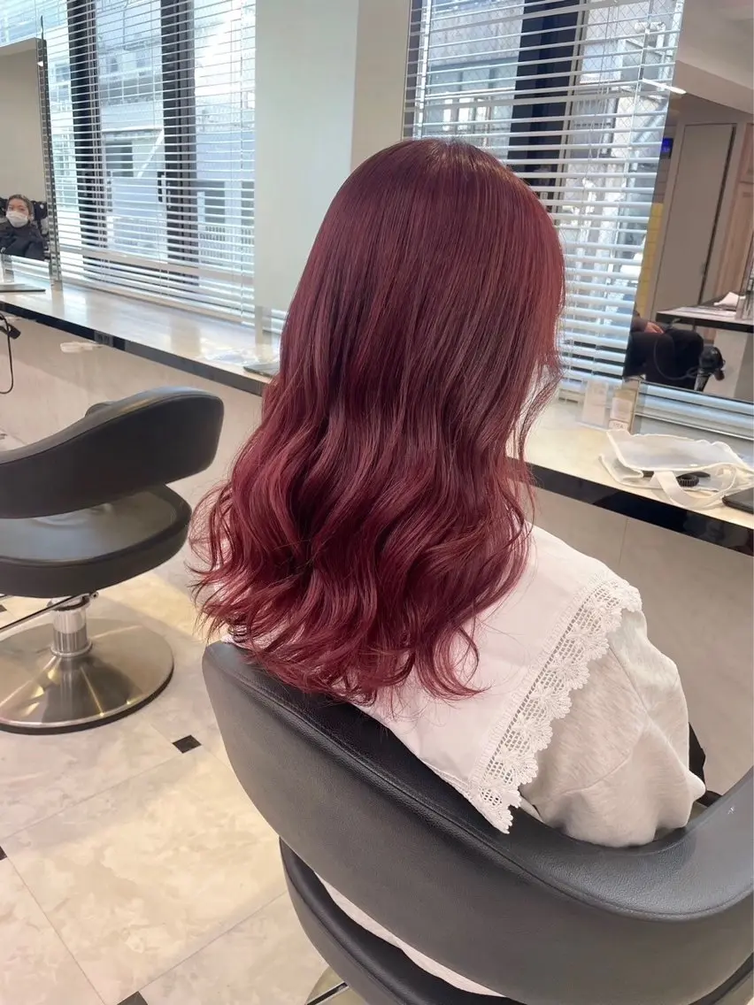 セミロング カラー ヘアアレンジ ブリーチ ダブルカラー ブリーチなしカラー 髪質改善 🫧モテる💗ダメー ジレスハイトーン🫧のヘアスタイル