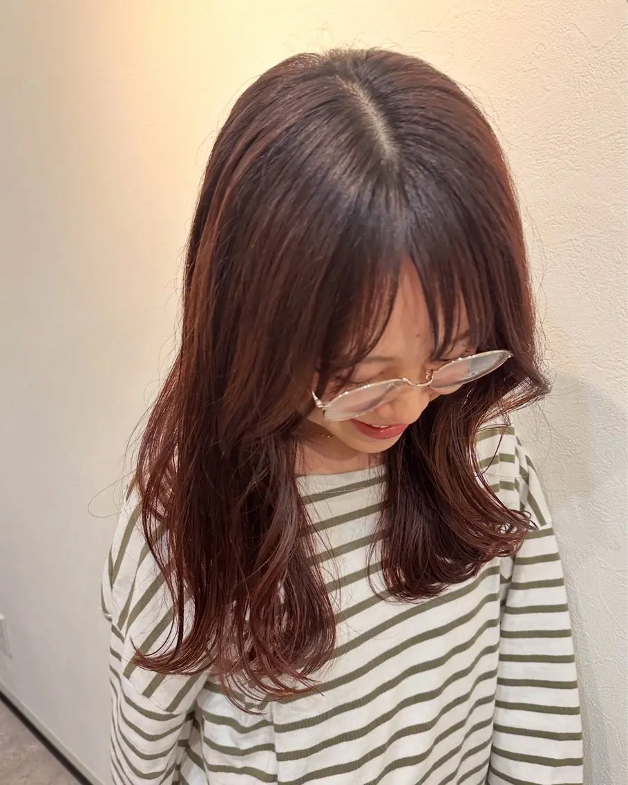 セミロング 梅田 薫のヘアスタイル