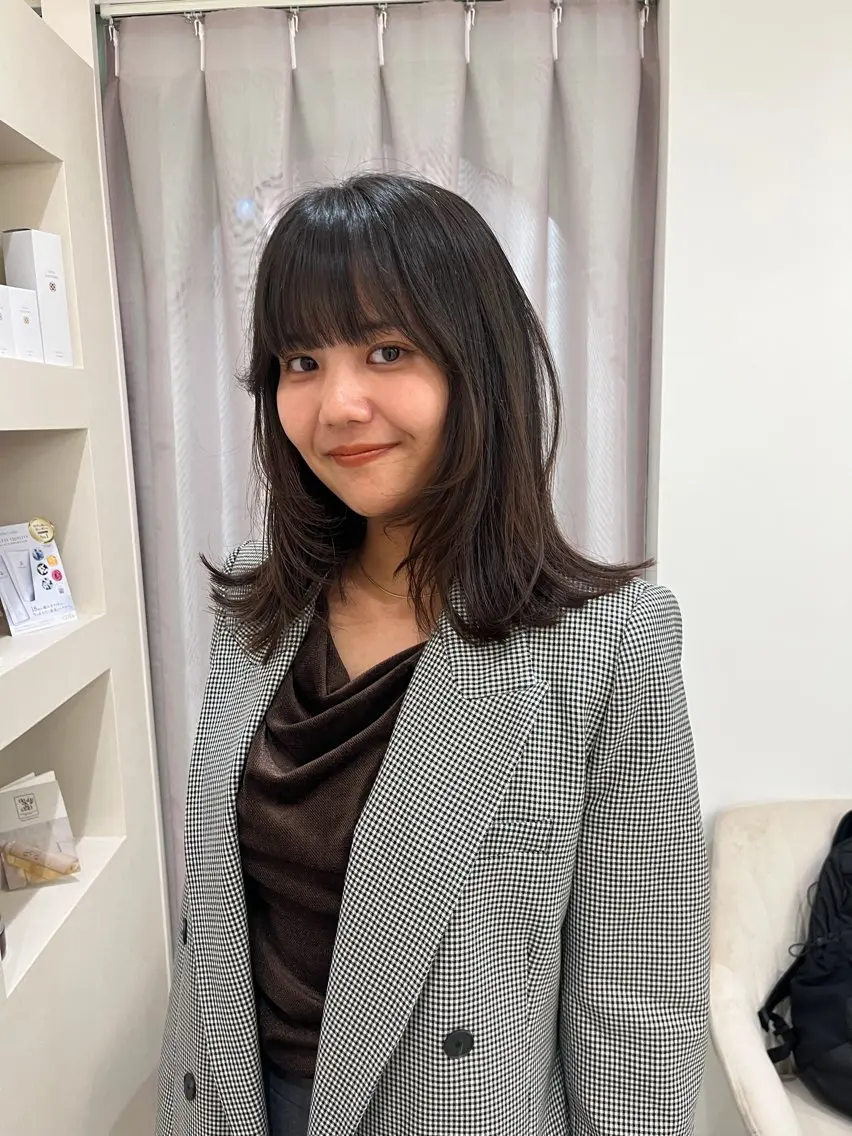 ミディアム カット 松村 澪里のヘアスタイル