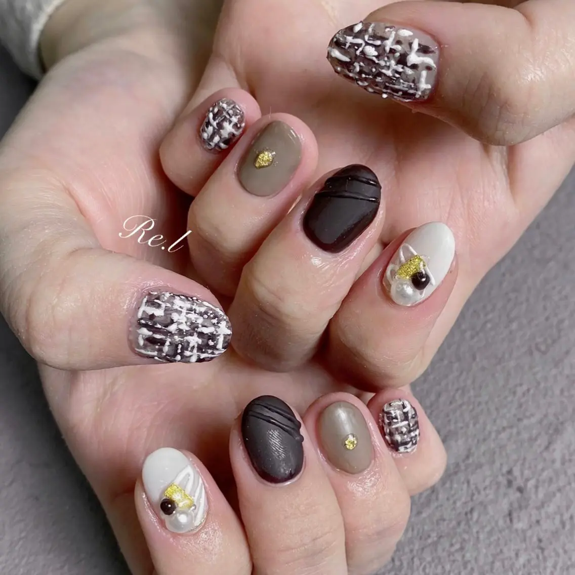 ネイル ニュアンスネイル ツイードネイル バレンタイン モチの良さ◉ フィルインネイル♡のネイルデザイン