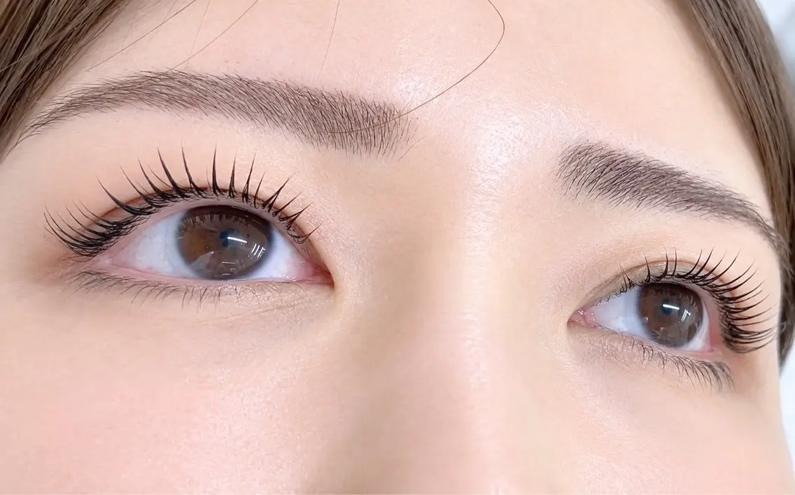 マツエク・マツパ パリジェンヌラッシュリフト マツパ stunner eyelashのマツエク・マツパデザイン