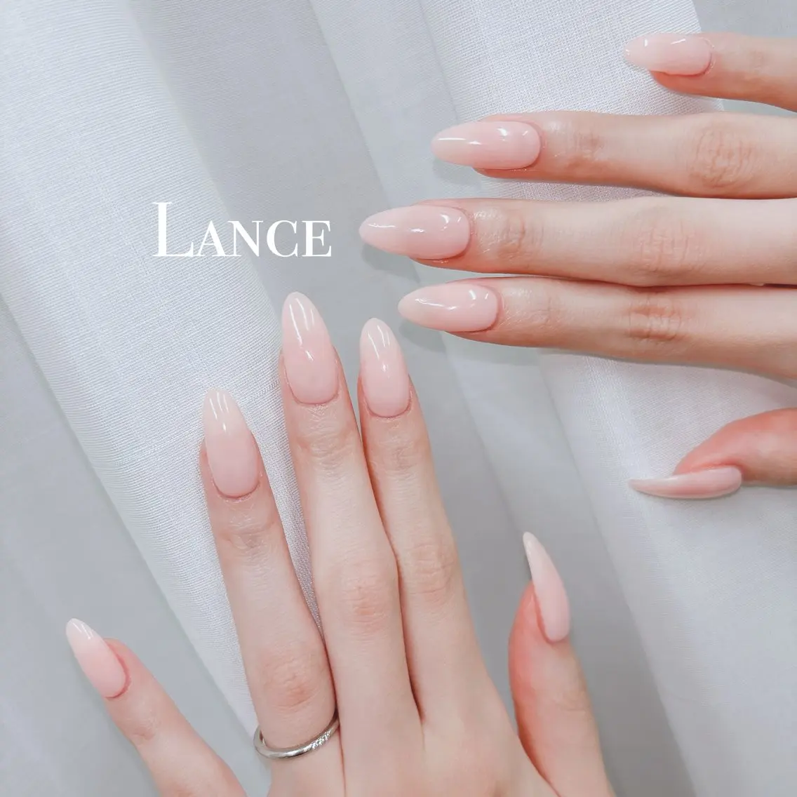 ネイル オーロラネイル ブルー フットネイル 氷ネイル・うるうるネイル キラキラネイル ハンドネイル Lance nailのネイルデザイン