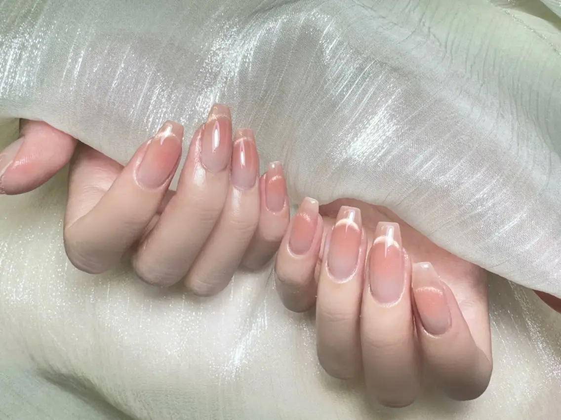 【自爪】チーク×マグネットの写真