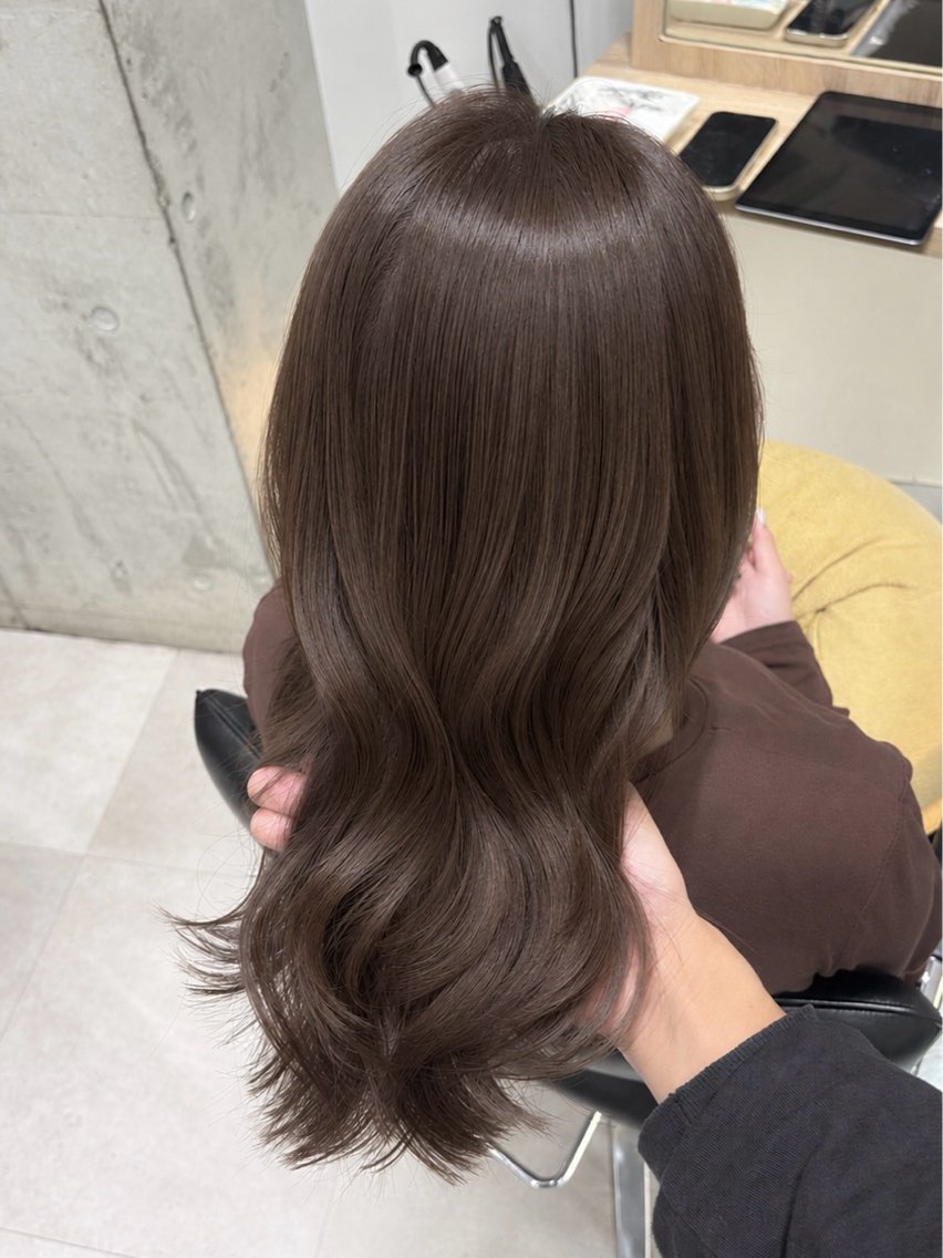 セミロング カラー うる艶カラー/恵比寿 ベージュ/丸山陽平のヘアスタイル