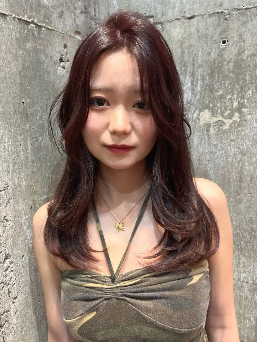 セミロング カラー 小船 柚月のヘアスタイル