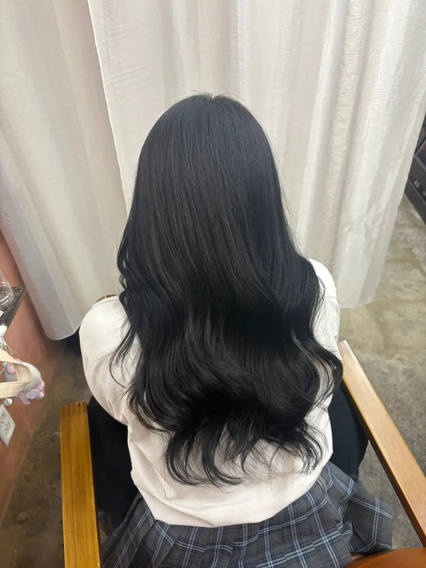 ロング ヘアカラー Retsu /UniQのヘアスタイル