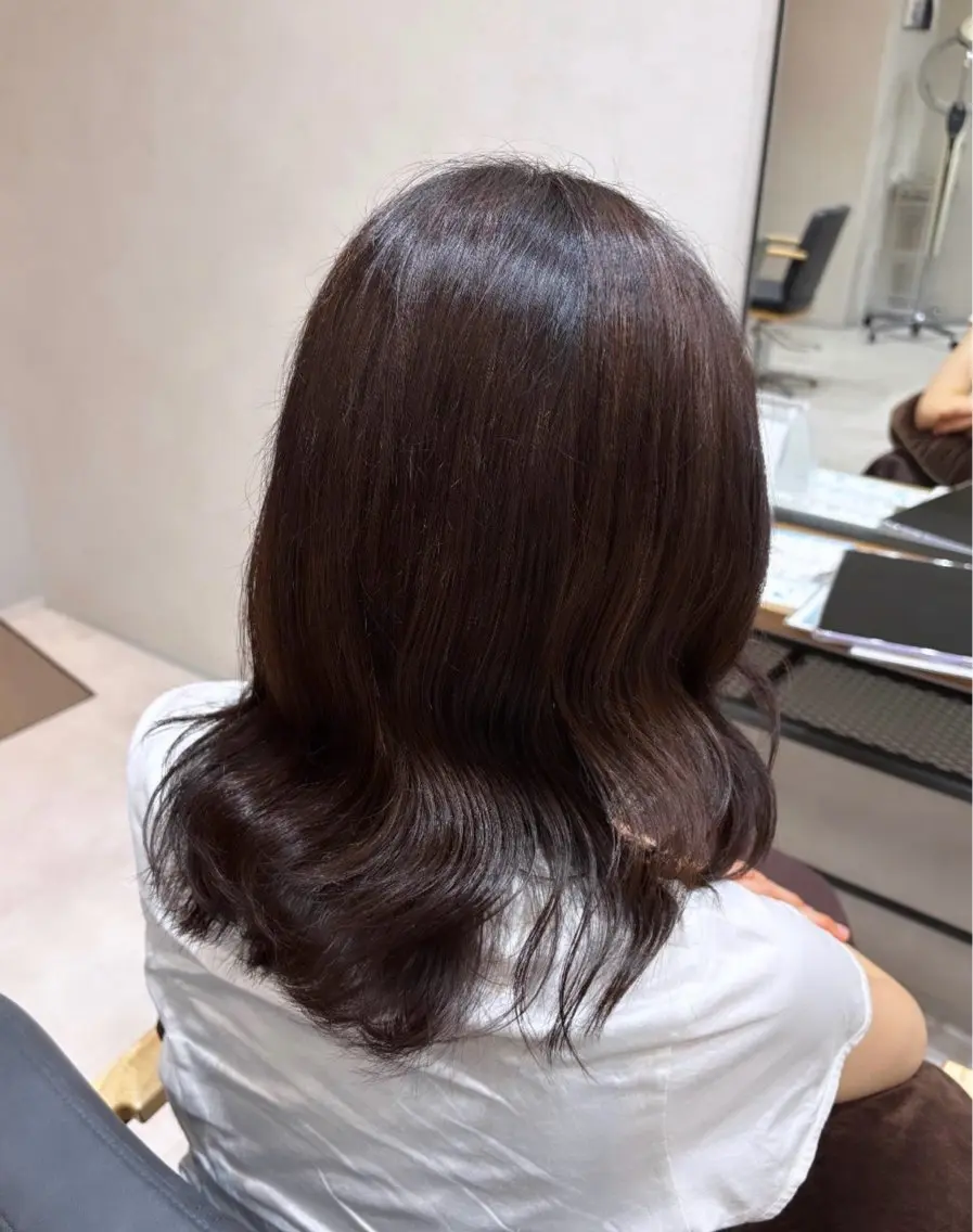 カラー 小西 暖のヘアスタイル