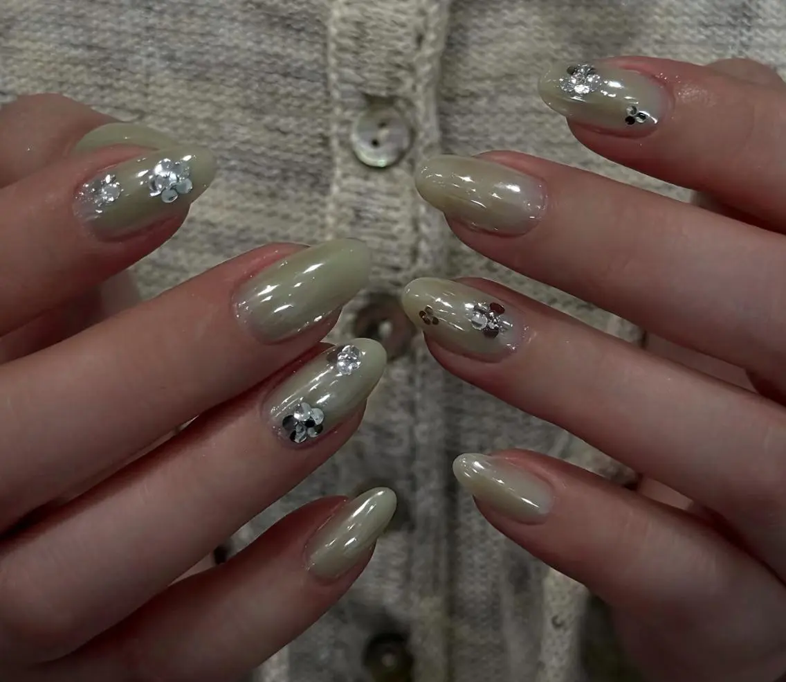 ネイル ハンドネイル 🎀 KiKi_nailのネイルデザイン