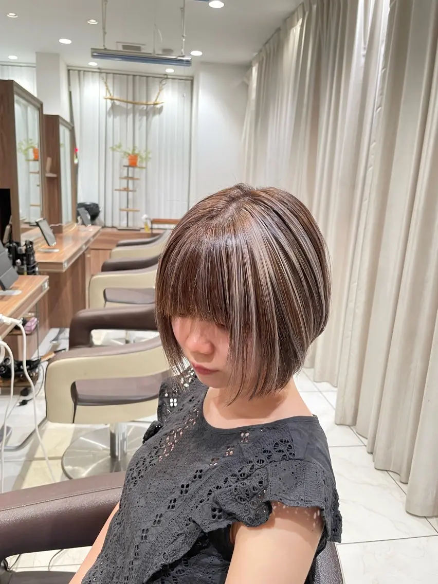 ショート カラー カット ヘアカラー 🇰🇷韓国ヘア★ 副店長.쿠리타⭐︎のヘアスタイル