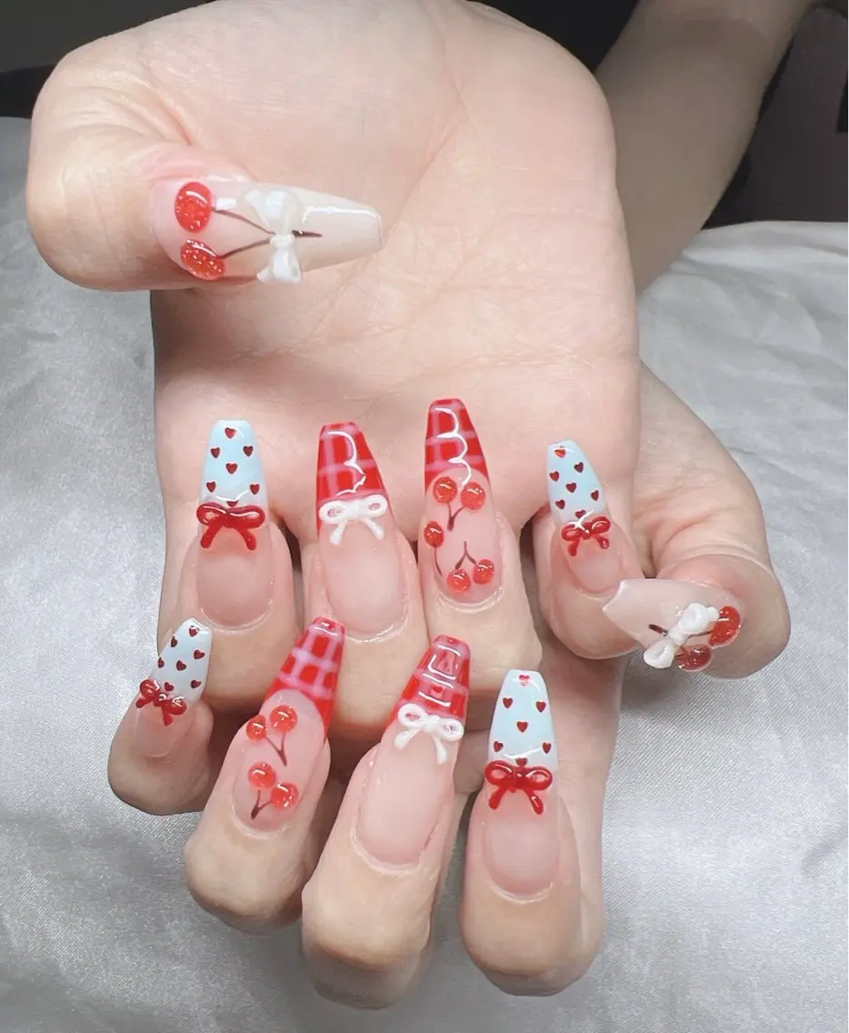 ネイル 長さ出し グラデーション キラキラネイル マグネットネイル ニュアンスネイル Lee Nails チップ長さだし専門店のネイルデザイン