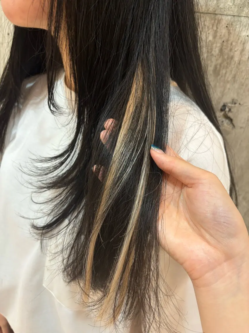 🦋馴染ませカット➕ポイントエクステ6本🦋の写真