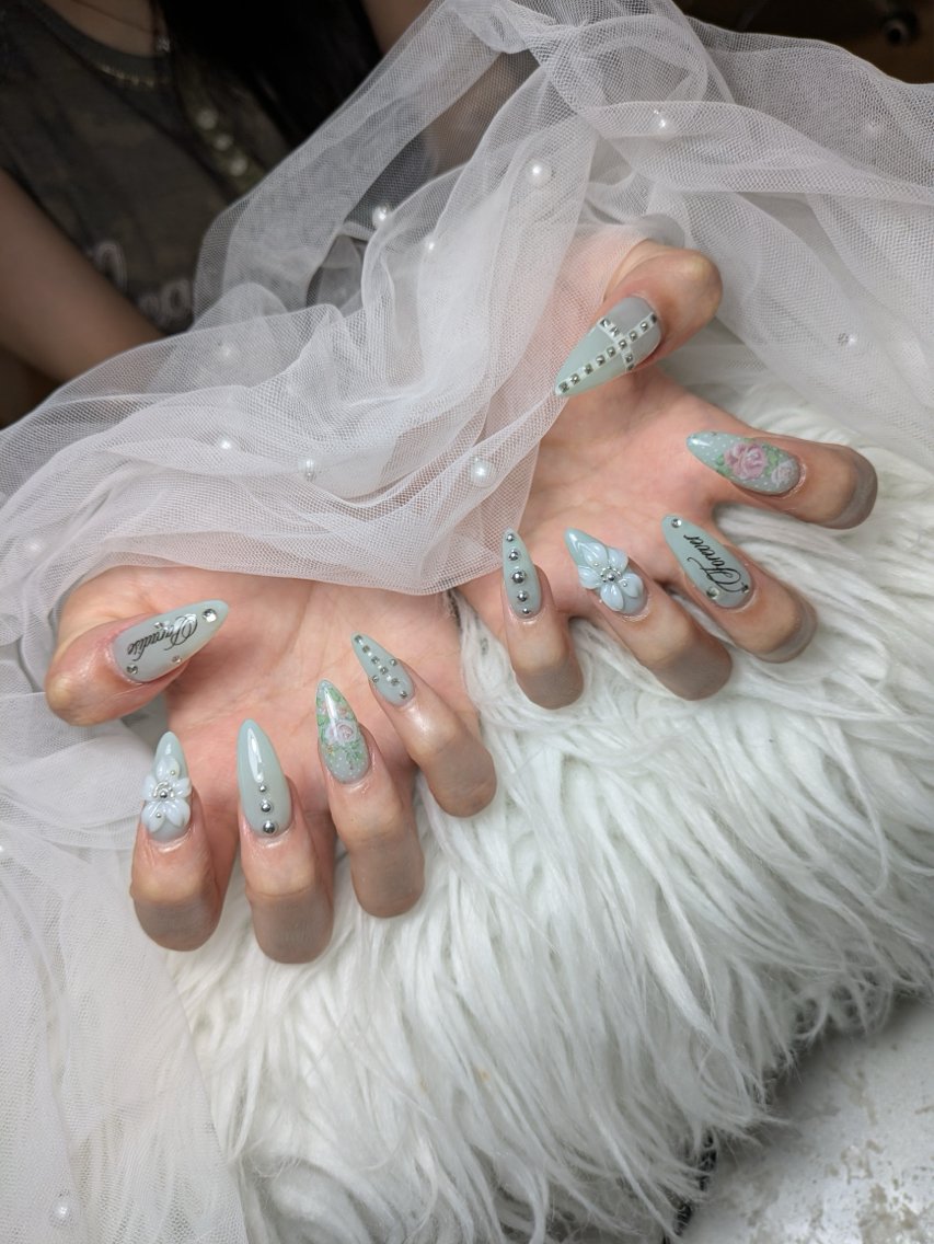 ネイル Queen Nail 柏店 クイーンネイルのネイルデザイン