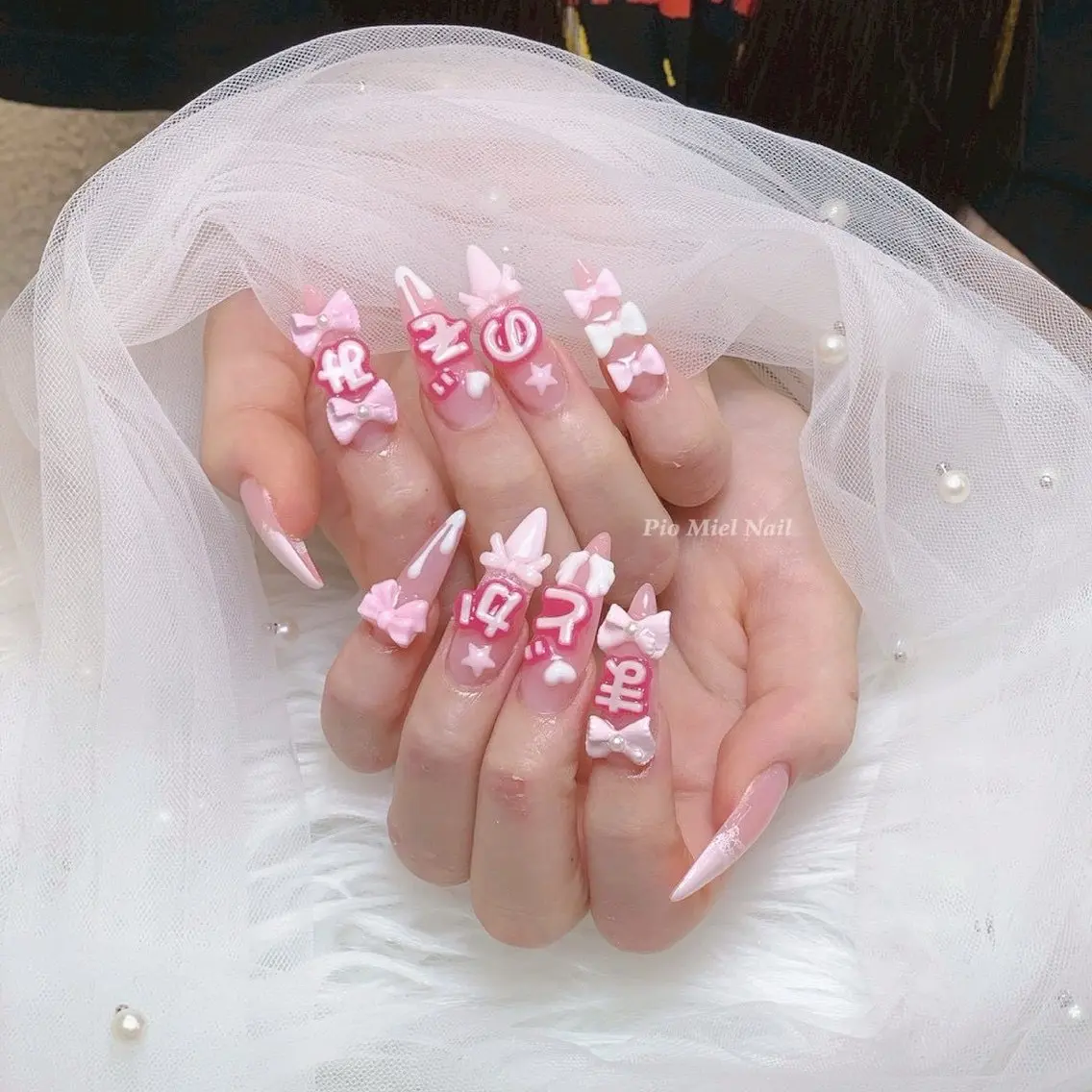 ネイル ハンドネイル HANA 長さだしのネイルデザイン