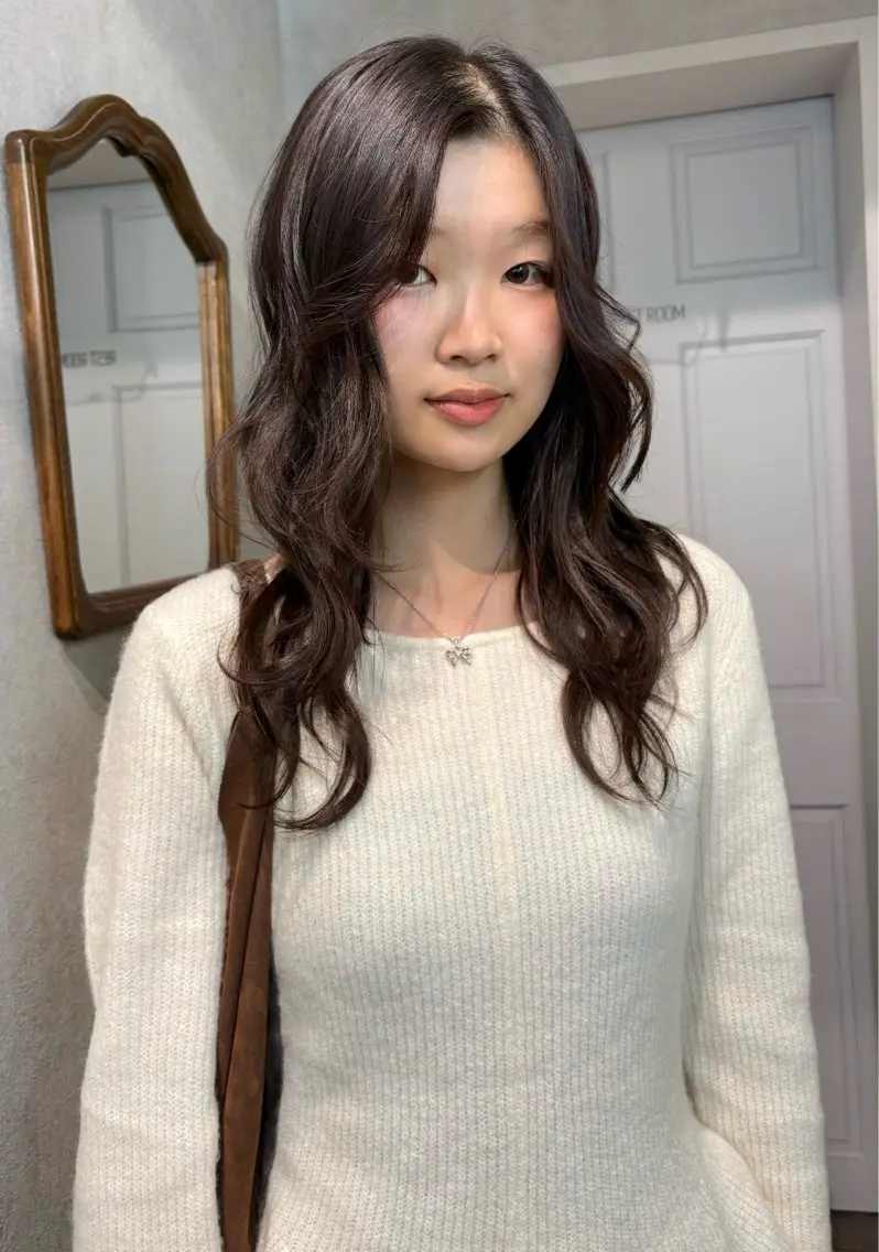 セミロング セミロングパーマ ヘアセット 透明感モテスタイル 💞SHIORI💞のヘアスタイル
