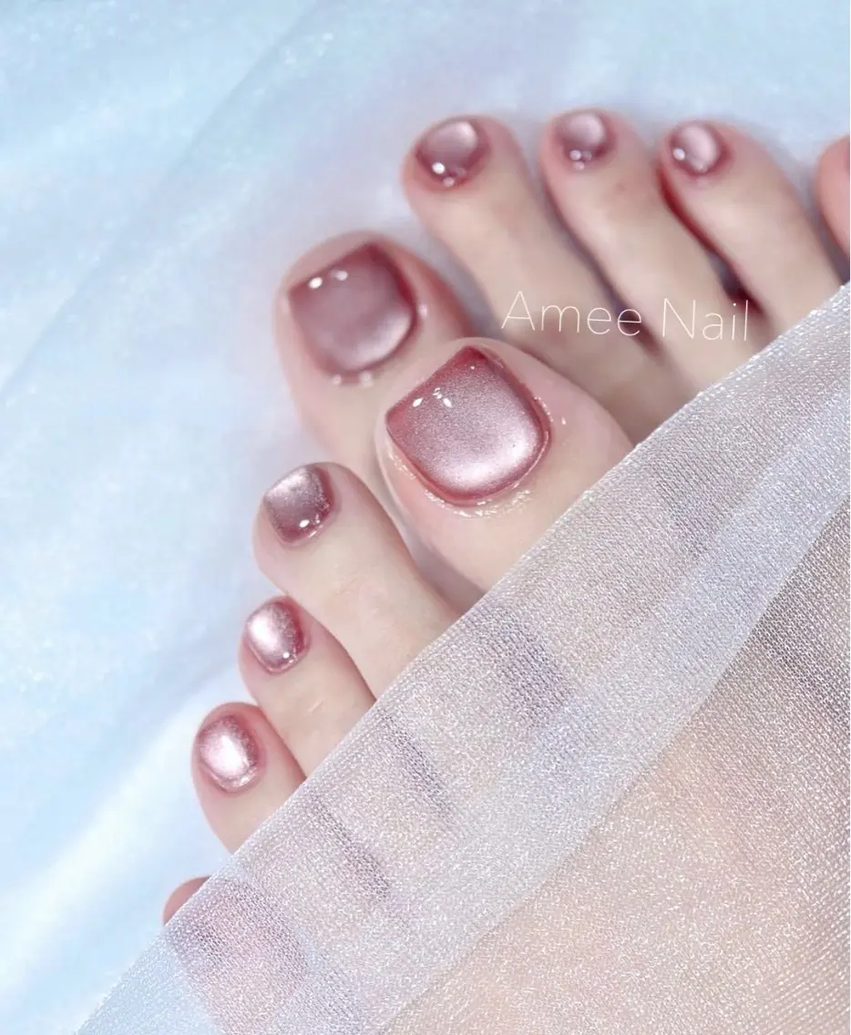 ネイル アートネイル グラデーション キラキラネイル ニュアンスネイル オフィスネイル フットネイル Amee Nail Salonのネイルデザイン