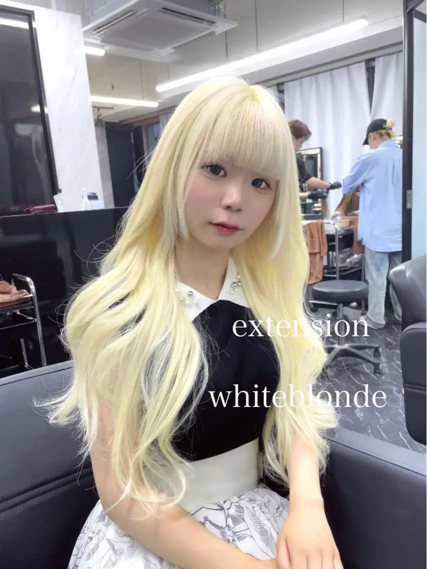 ロング カラー ヘアカラー エクステ エクステ🩵ブリーチ 韓国ヘア🩵KAEのヘアスタイル