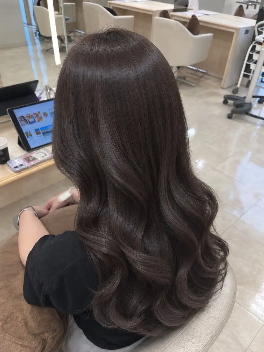 ミディアム カラー ヘアカラー ✨盛れ×似合わせ💞 matsuri🌱のヘアスタイル