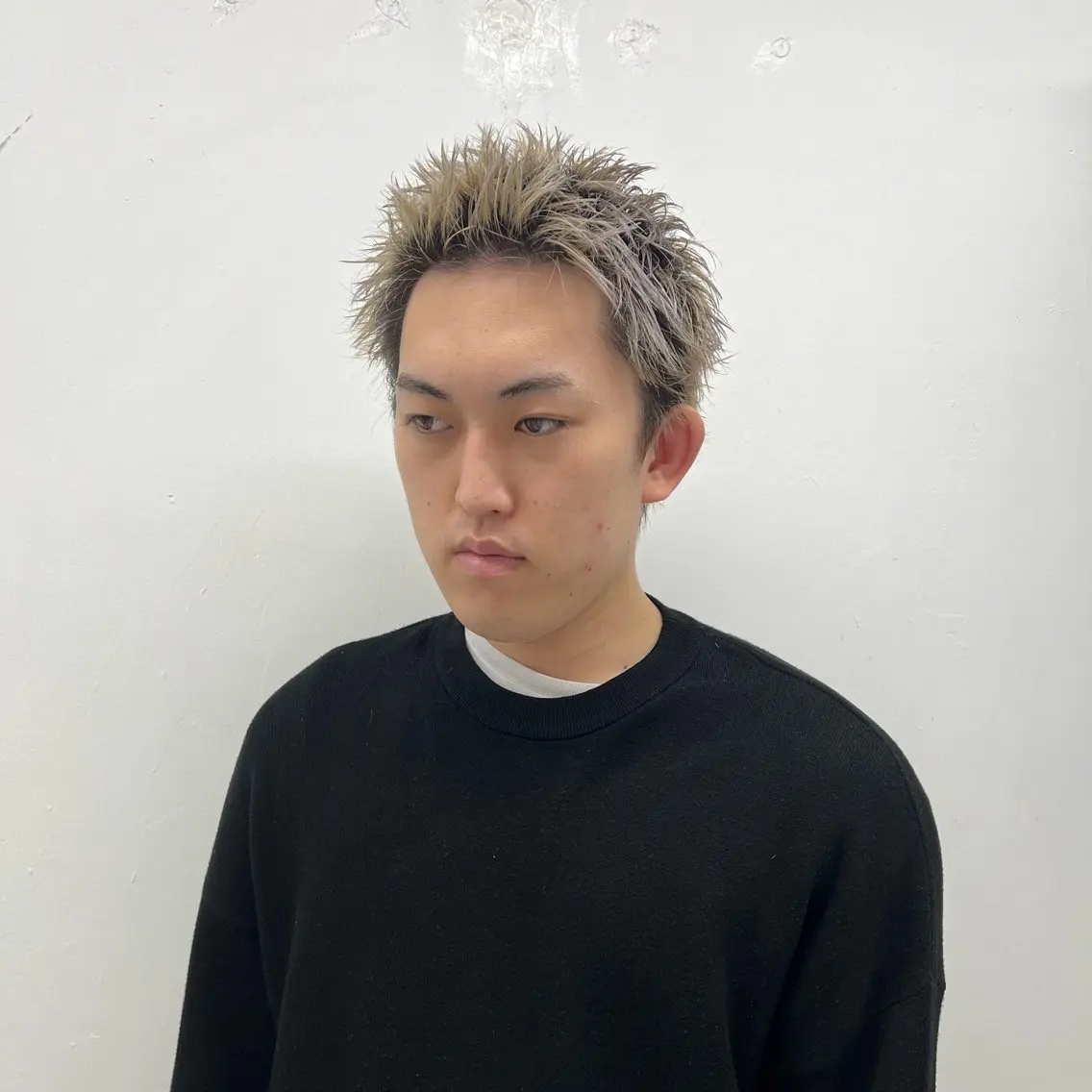 メンズ メンズハイトーン スパイキーショート 柏メンズパーマ特化 蛯谷 晃裕のヘアスタイル