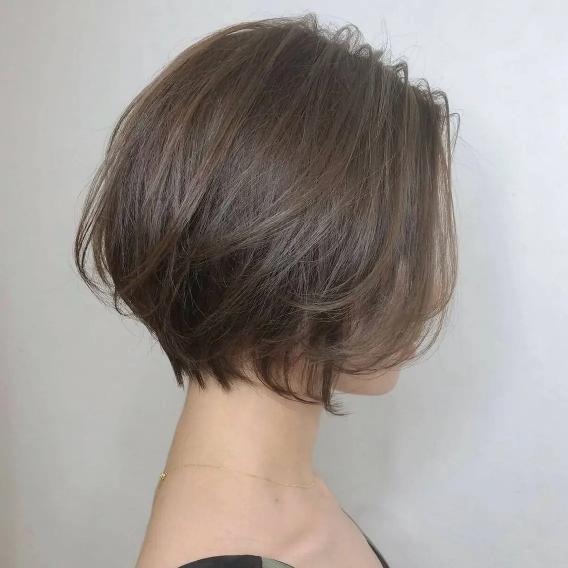 ショート ボブ ひなた あゆみのヘアスタイル