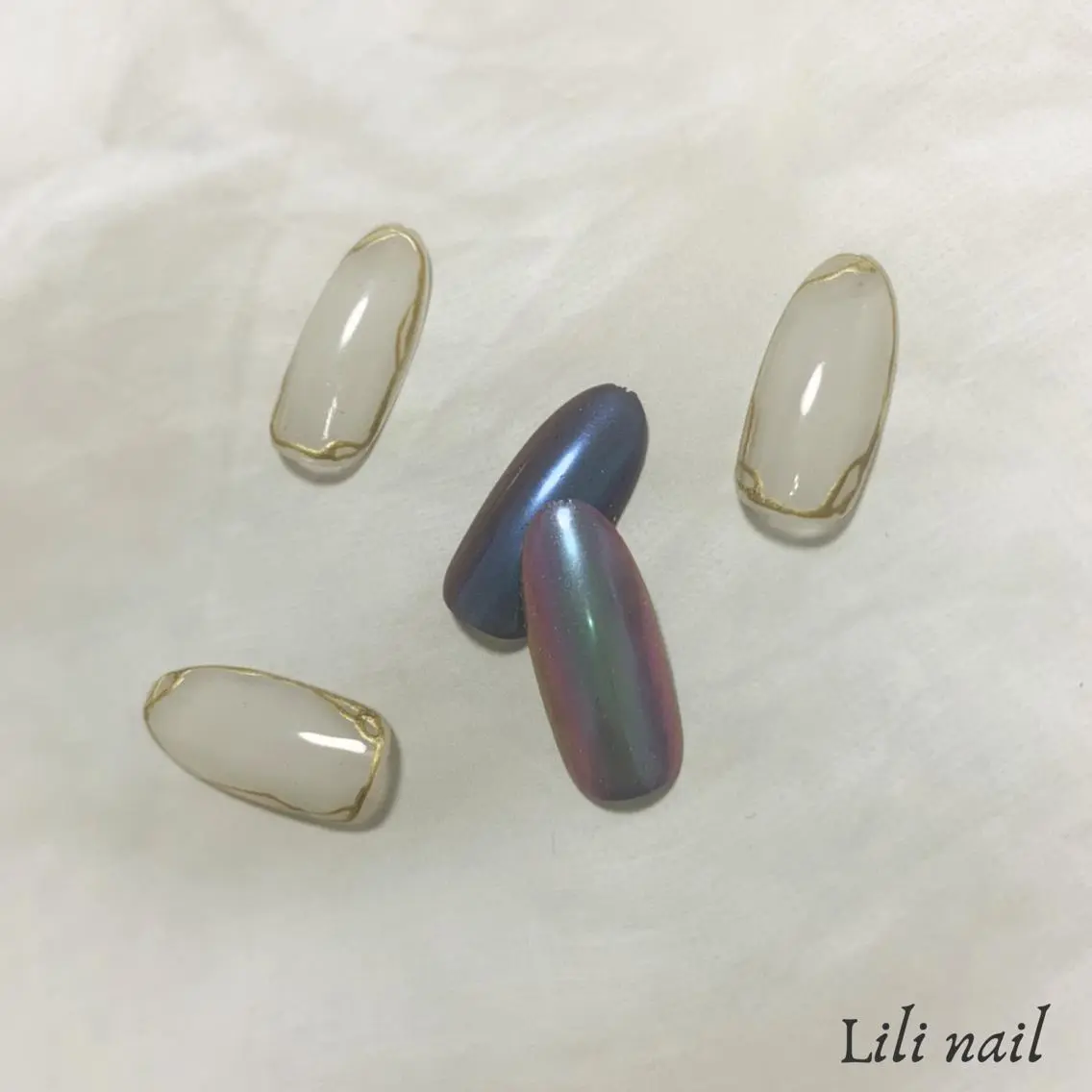ネイル ミラーネイル ネイビー ハンドネイル Lilibeauty salonのネイルデザイン