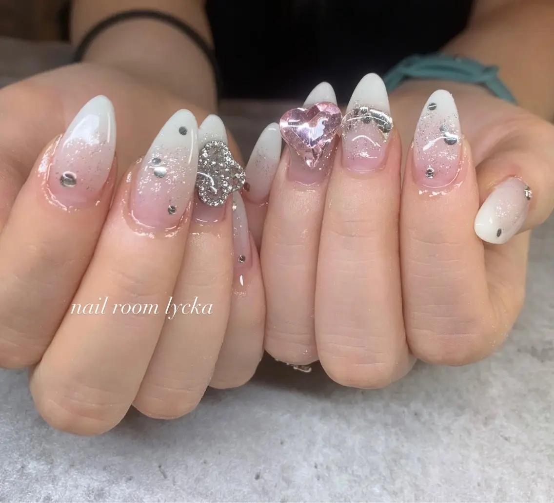 ネイル ネイルルームリッカ 𝐦𝐚𝐲𝐮のネイルデザイン