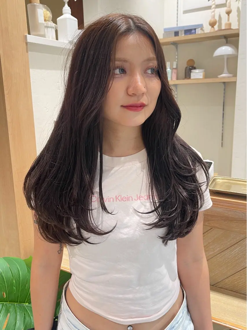 ロング カラー カット ヘアカラー トリートメント 阪倉 美玲のヘアスタイル