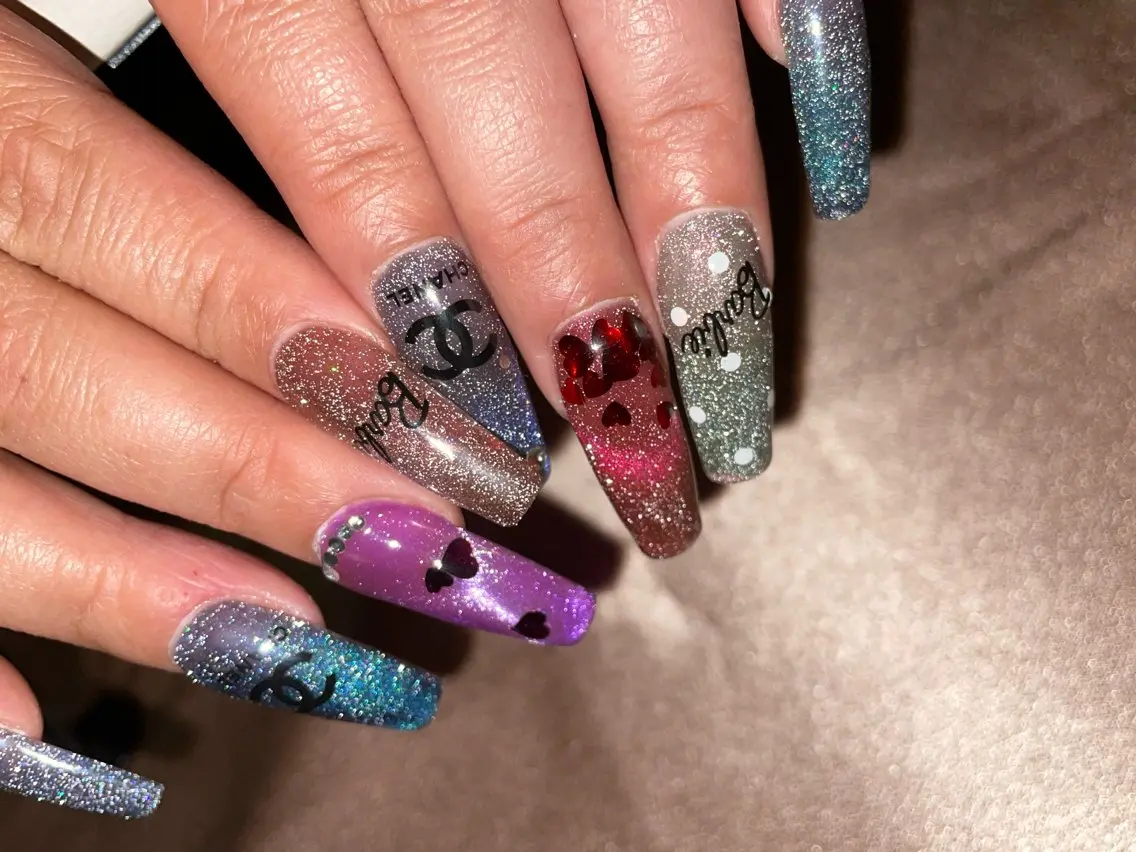 ネイル フラッシュネイル ジェルネイル Bavardage Nailのネイルデザイン