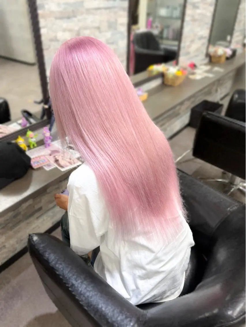 ロング カラー カット ヘアカラー トリートメント エクステ ハイトーンエクステ 🎩カズキ🎩のヘアスタイル