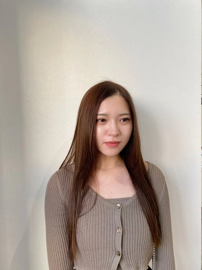 ロング 内田 穂乃香のヘアスタイル