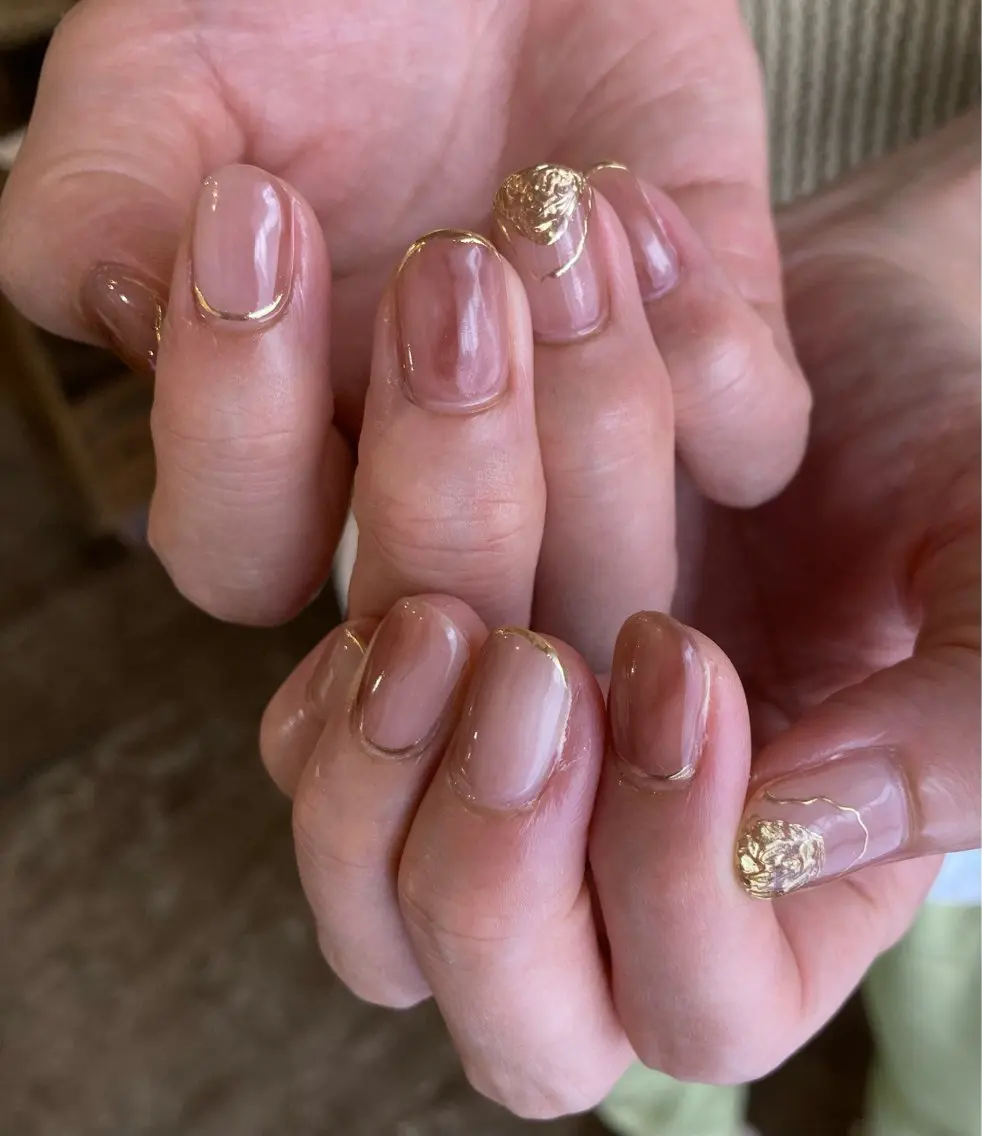 ネイル ブラウン ゴールド ミラーネイル ニュアンスネイル ハンドネイル DEEP nail salonのネイルデザイン
