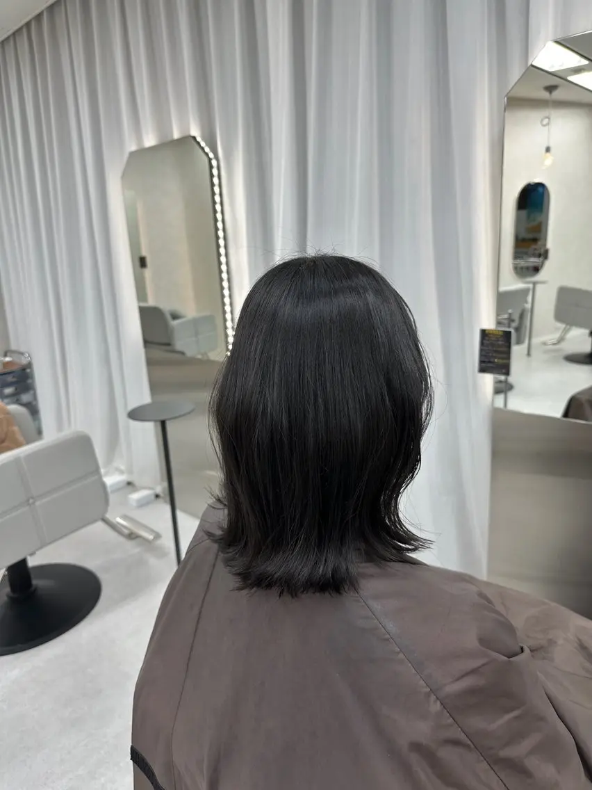 ミディアム 外ハネヘア 大場 賀句のヘアスタイル