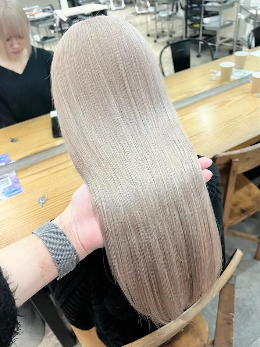 ロング カラー ヘアカラー ヘッドスパ メンズカット モデル募集レオンのヘアスタイル