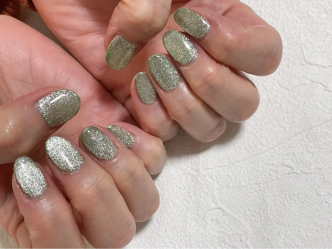 ネイル ジェルネイル 卒業式 ラメ(グリッター) マグネットネイル パラジェル ハンドネイル kiki nail &brow二子玉川のネイルデザイン