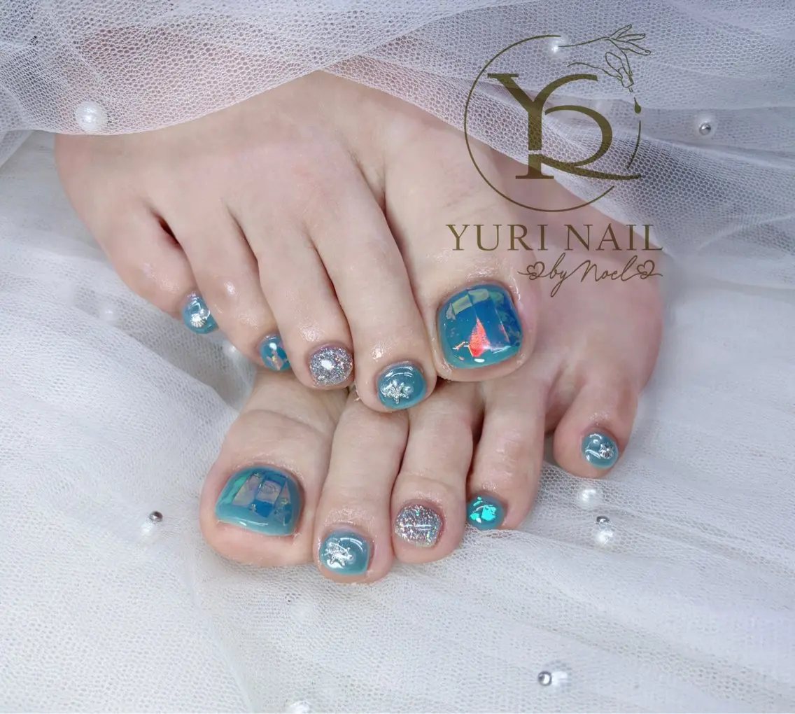 ネイル ハンドネイル フットネイル ハンドケア YURI Nail NARITAのネイルデザイン