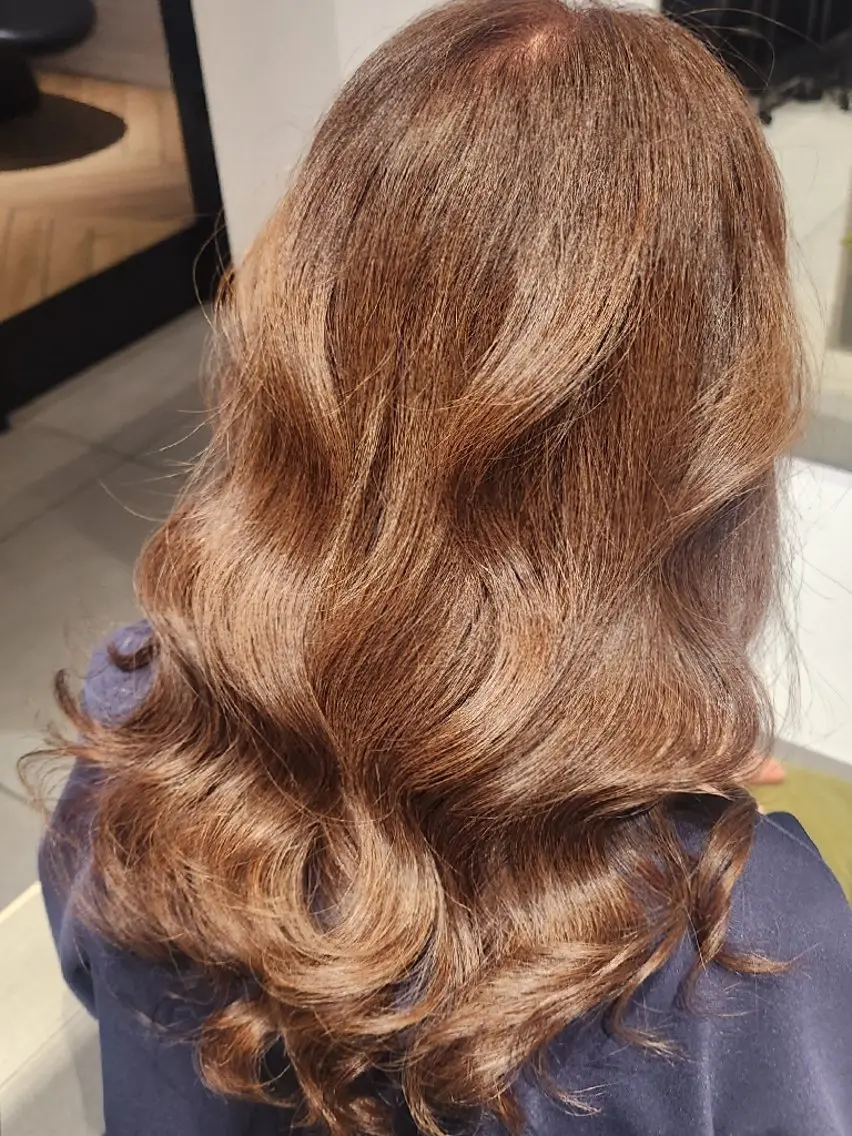 ミディアム 小副川 Maayaのヘアスタイル