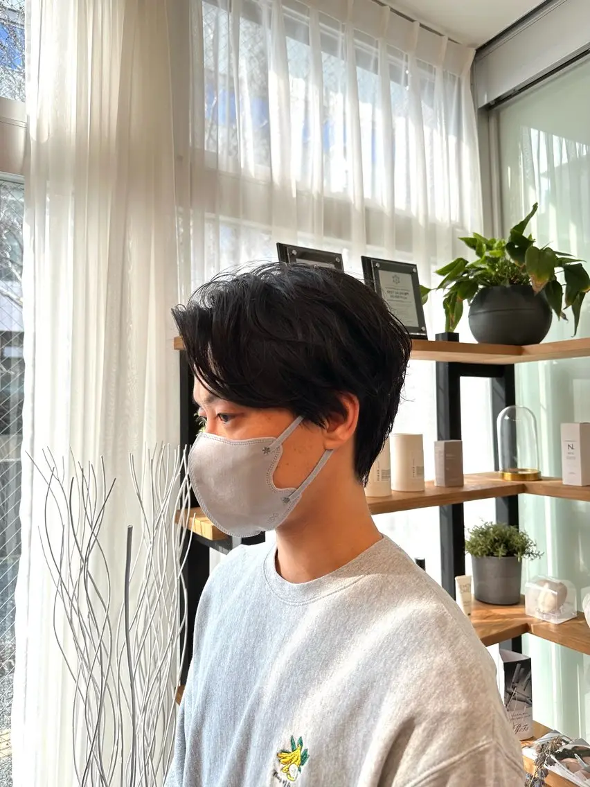 メンズ センターパート 鈴木 雅人のヘアスタイル