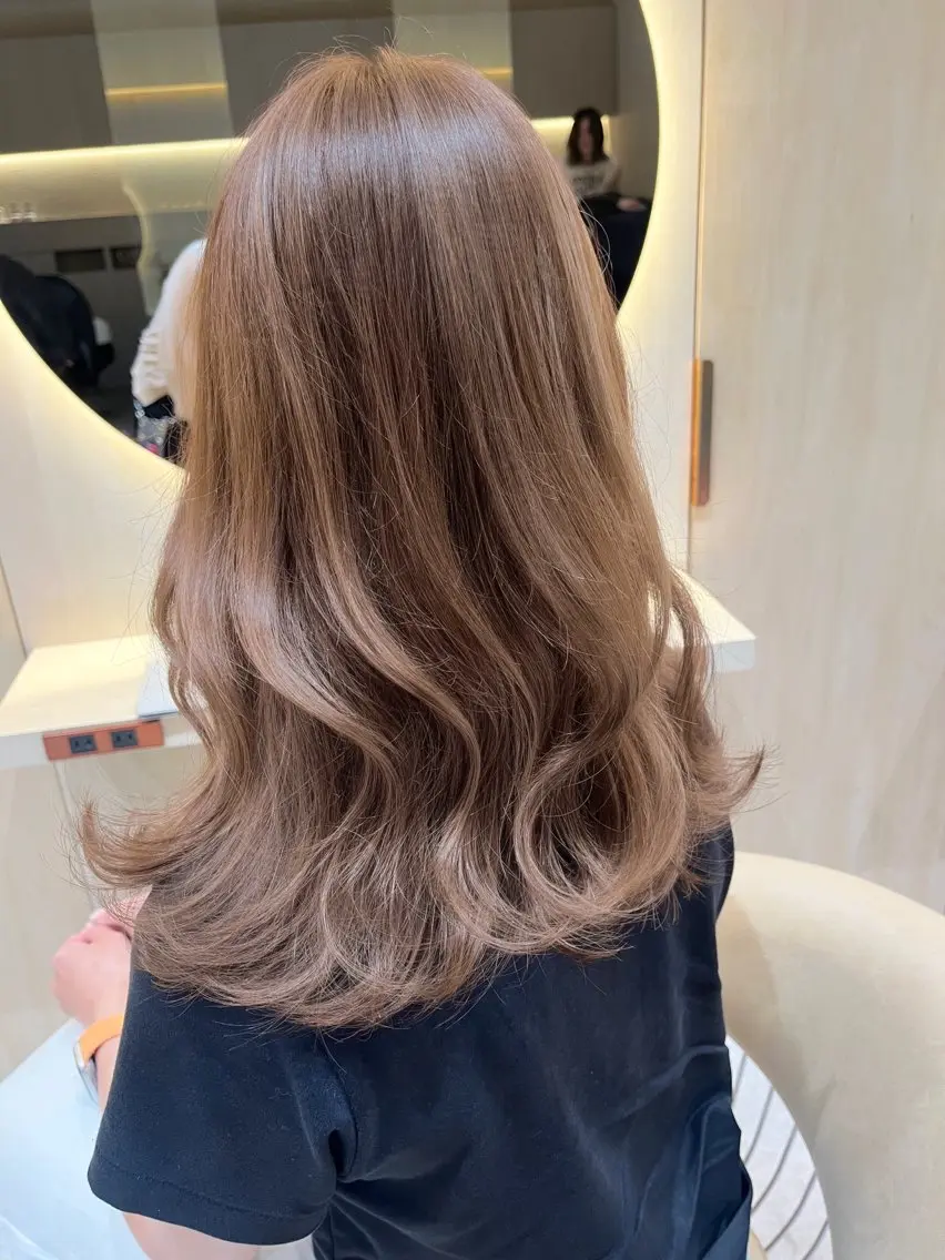 ミディアム カラー 透明感カラー🤎 中川智帆のヘアスタイル
