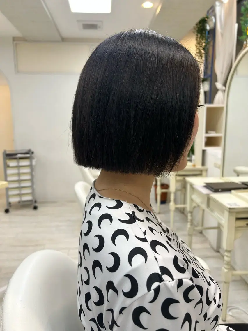 ショートカット+スタイリングの写真