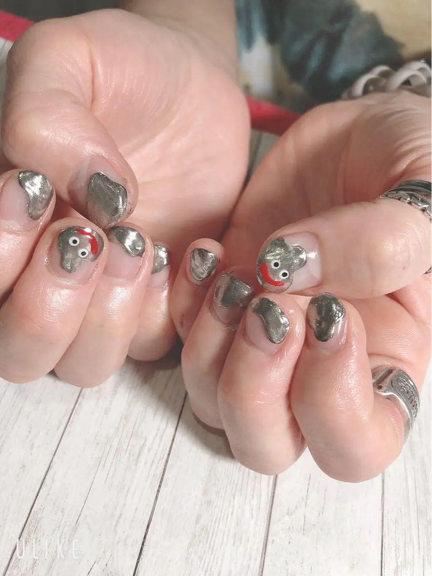 ネイル NAIL E + ROOMのネイルデザイン