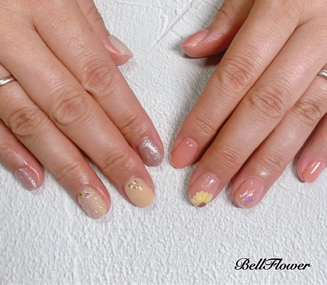 ネイル ハンドネイル Bell Flowerのネイルデザイン