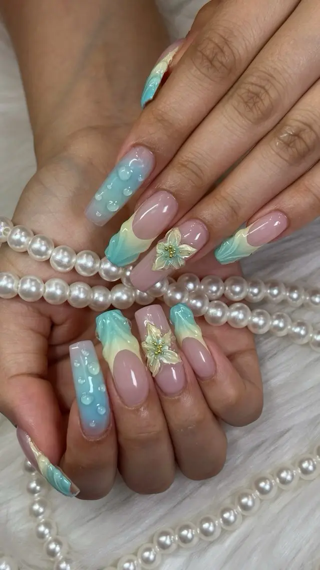 ネイル フラワーネイル フレンチネイル ロングネイル 夏ネイル icy nail れいあのネイルデザイン