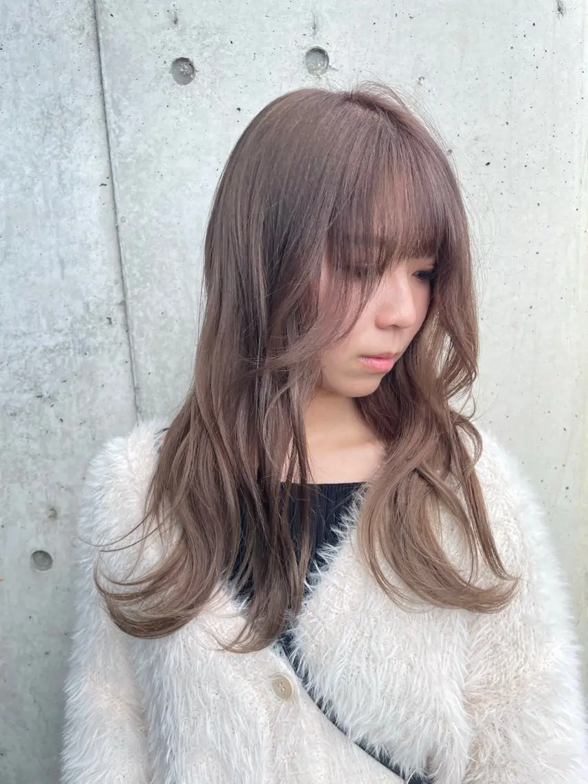 カラー ベージュカラー ブラウンカラー ブラウンベージュ ヘアカラー トリートメント 望月悠夢/ブリーチ、 ミルクティーベージュのヘアスタイル