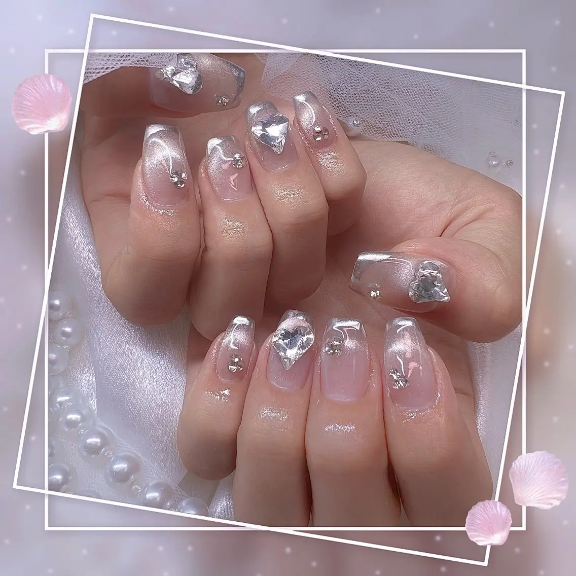 ネイル チークネイル フレンチネイル グラデーション マグネットネイル マグネットフレンチ ハンドネイル ハンドケア Chill Nailsalonのネイルデザイン