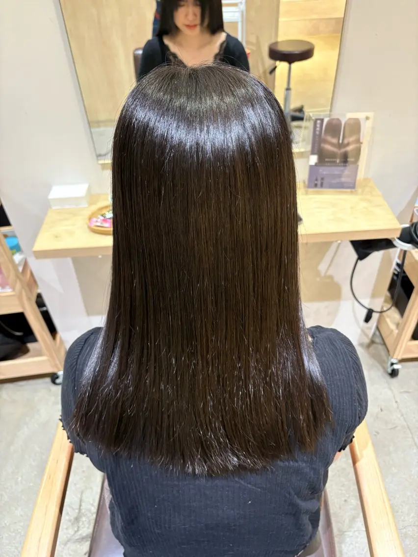 ワンカラー🎨 2回目のお客様限定☺️✨️ トレンド透明感カラーお任せ下さい😆の写真