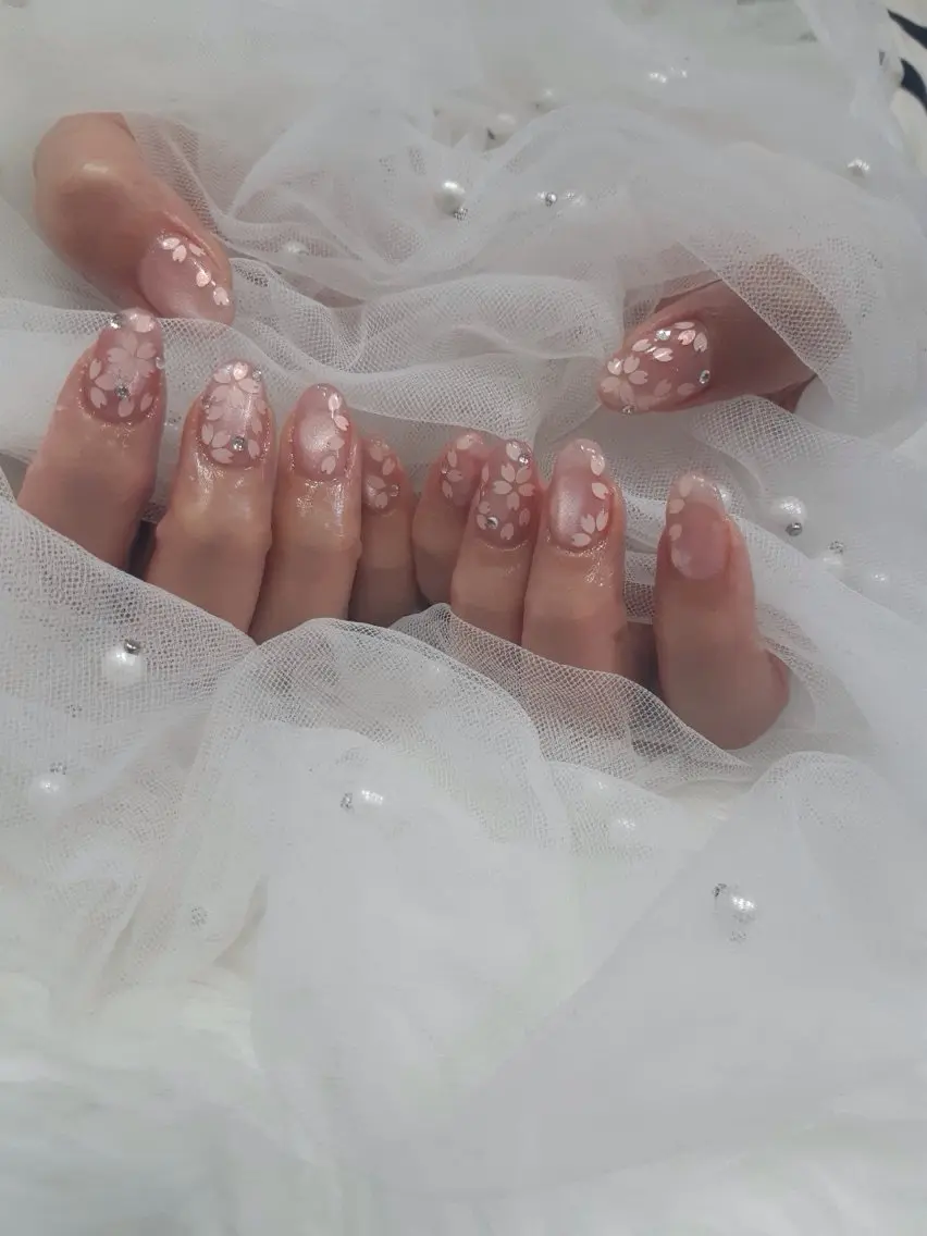 ネイル アートネイル 桜ネイル フラワーネイル 春ネイル Laule’a 昭島店のネイルデザイン